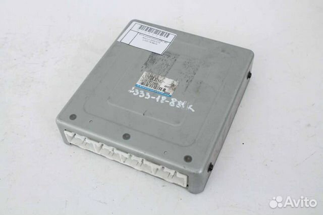 Блок управления двс mazda Atenza GG GY 02-07 L333