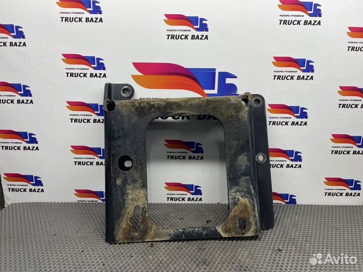 81155025361 Кронштейн глушителя