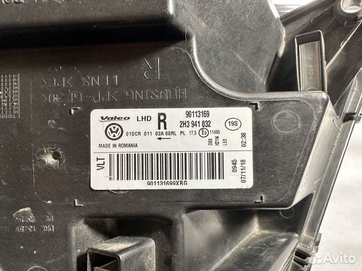 Фара правая левая VW Amarok ксенон xnenon