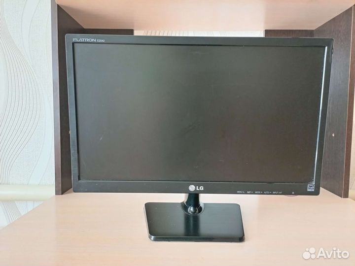 Монитор LG Flatron e 2042