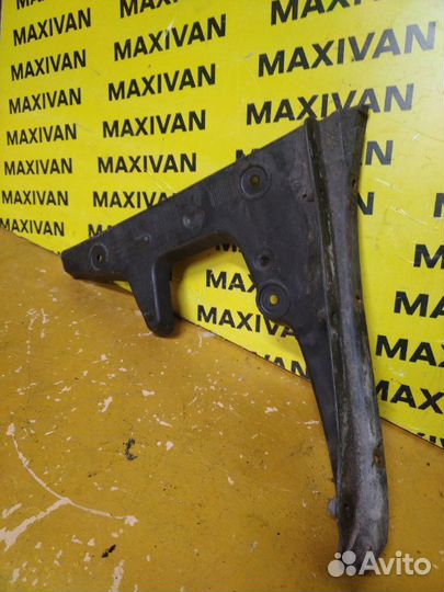 Кронштейн бампера задний правый Audi A6 C6 2008