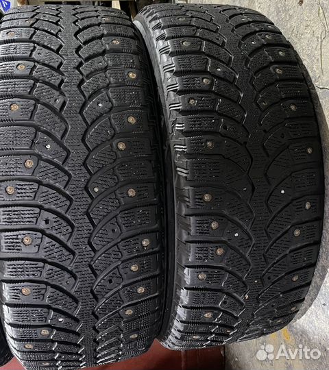 Bridgestone Blizzak Spike-01 205/55 R16