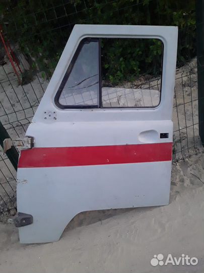 Двери на УАЗ буханку