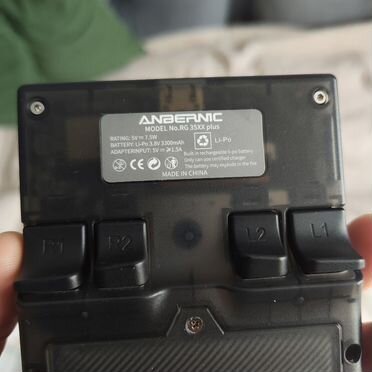 Anbernic rg35xx Plus