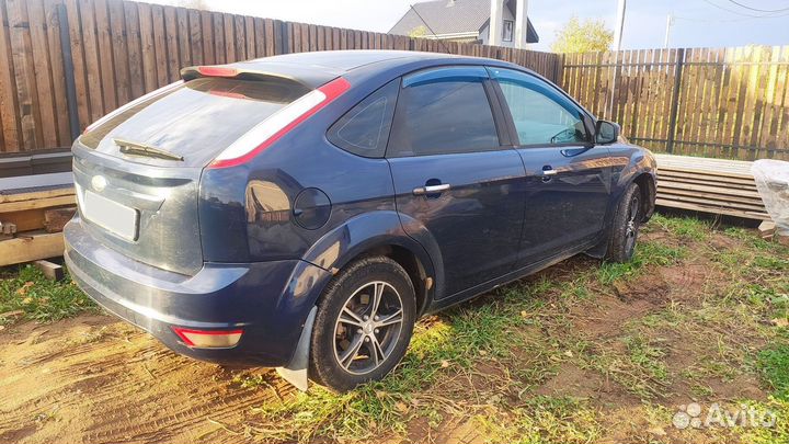 Ford Focus 1.6 МТ, 2011, 175 000 км