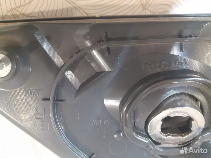 Для Lexsus rx задний правый внутренний фонарь