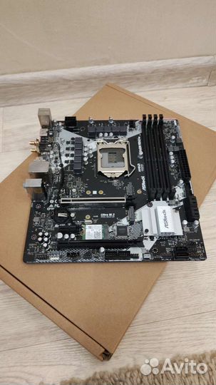 Материнская плата