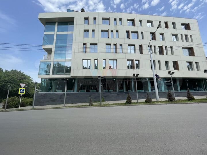 Офис с витражами на Проспекте