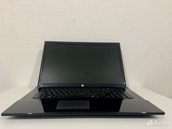 Ноутбук 17” DNS (Core i3, 8Gb, SSD 240)