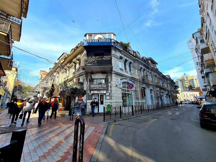 2-к. квартира, 50 м², 2/3 эт.