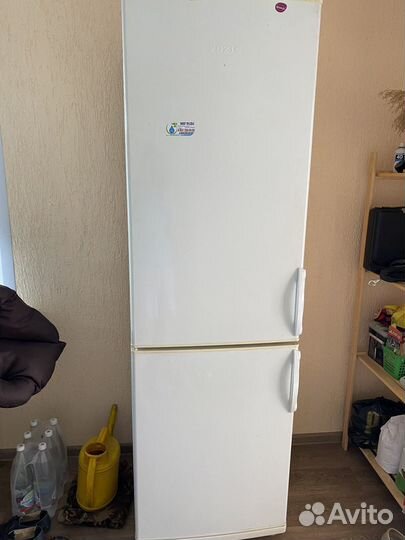 Продам холодильник рабочий бу