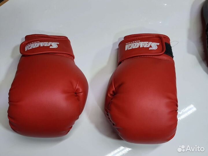 Лапа,шлем,перчатки бокс