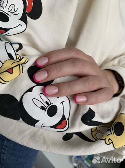 Педикюр с покрытием гель-лаком