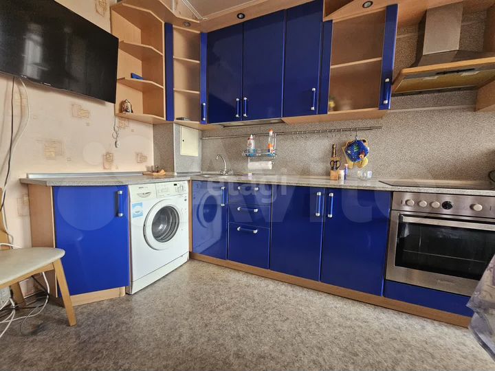 2-к. квартира, 56 м², 5/9 эт.