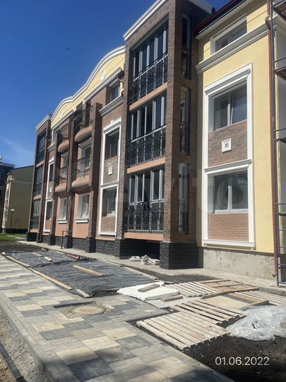 4-к. квартира, 140,9 м², 2/3 эт.