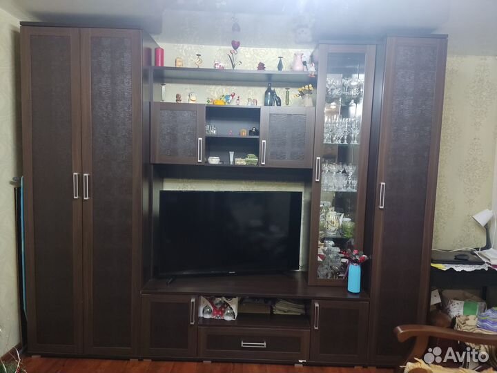 Стенка в гостиную бу