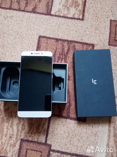 Б/у смартфон Le Eco X527