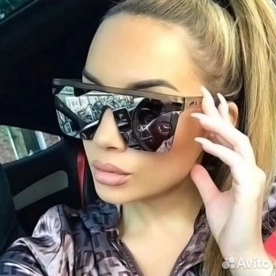Новые солнцезащитные очки унисекс
