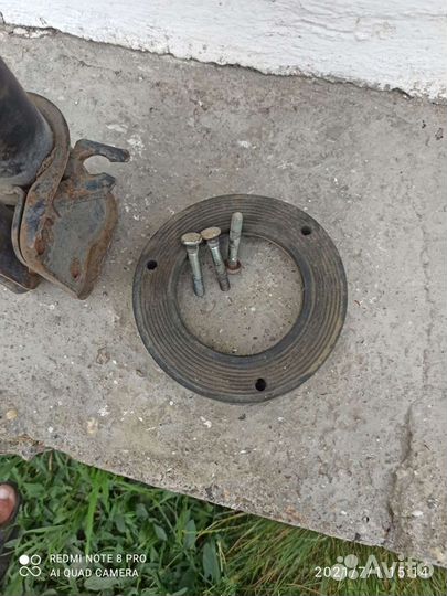 Продам амортизатор стойку ваз-2110