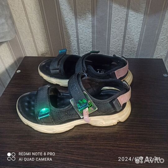 Сандалии для девочки 32р