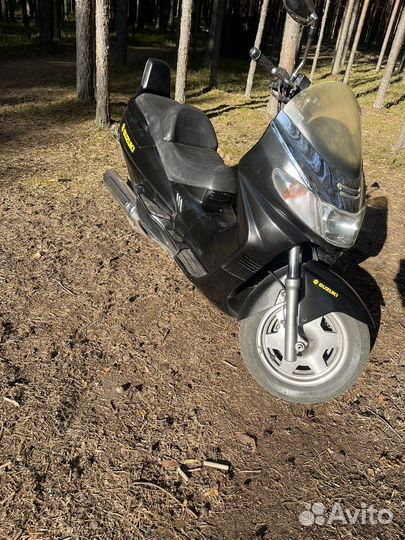Suzuki skywave 400