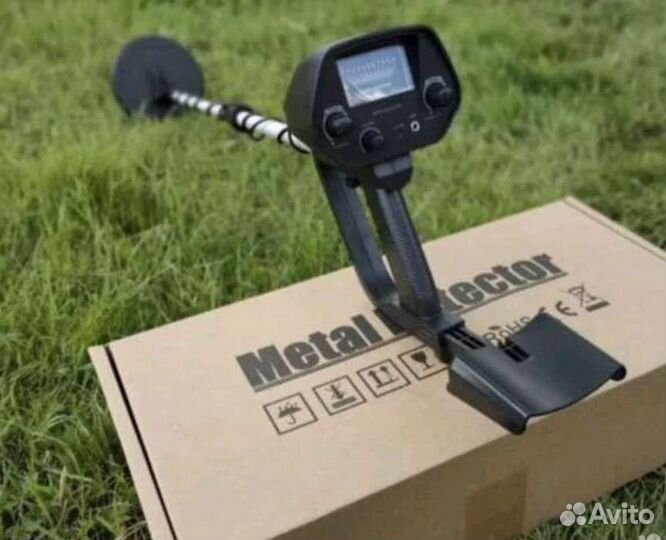 Металлоискатель новый