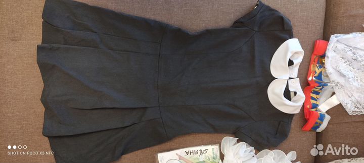 Форма с белым фартуком