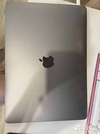 Macbook air 13 2020 i3