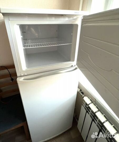 Холодильник атлант двухкамерный