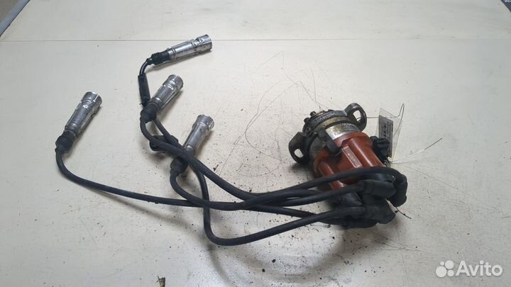 Распределитель зажигания Volkswagen Polo, 1999