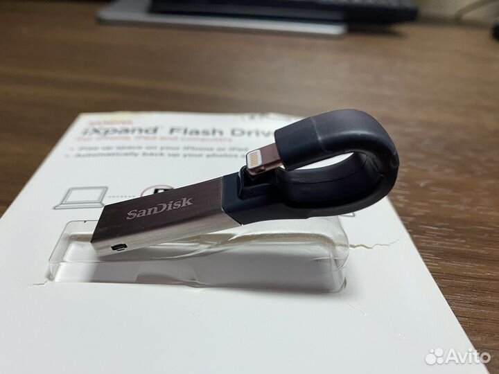 IXpand Flash Drive 16gb