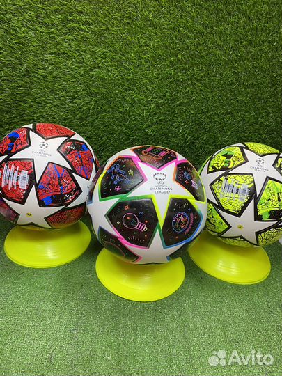 Футбольный мяч League Champions (р. 5)