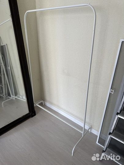 Вешалка напольная