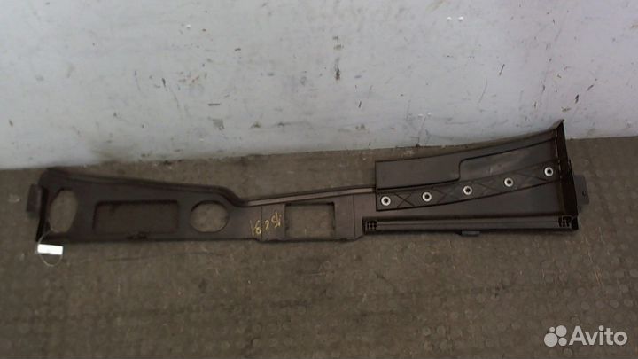 Жабо под дворники Audi Q5, 2009