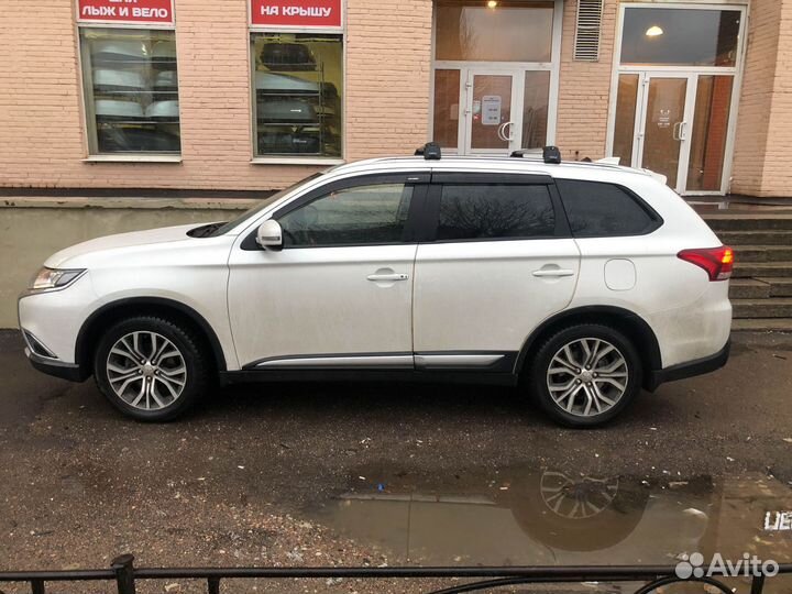 Багажник на крышу Turtle на Mitsubishi Outlander