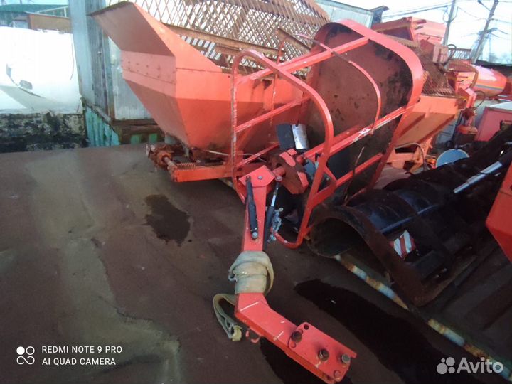 Песокорасбрасиватели для кдм