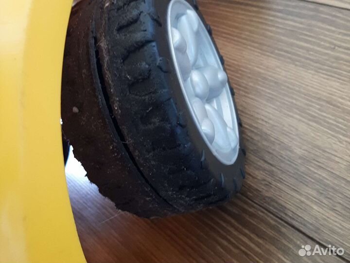 Машинка беговел