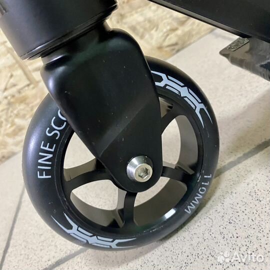 Трюковой самокат FN black