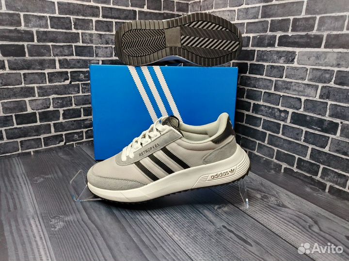 Кроссовки Adidas retropy