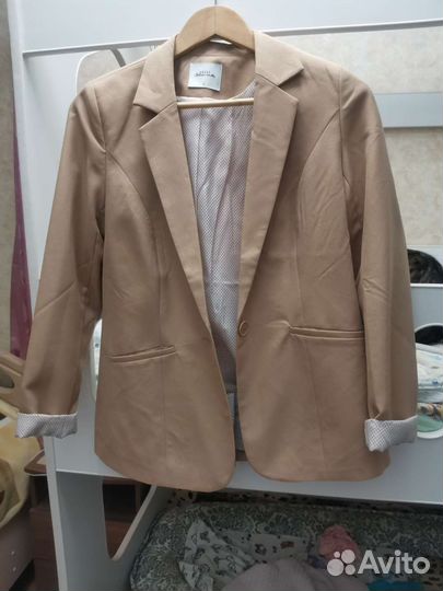 Пиджак женский