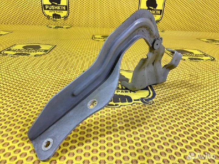 Петля капота (разное) Nissan Qashqai