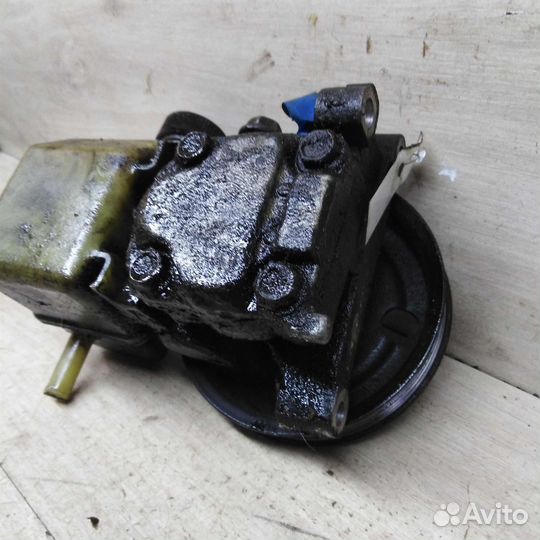 Насос гидроусилителя руля Mazda CX-7 I