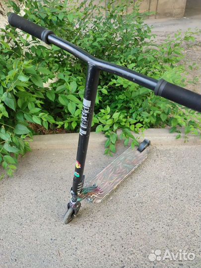 Трюковой самокат