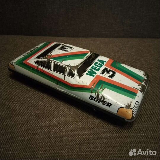 Гоночная машина wega