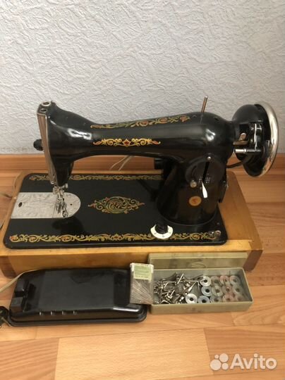 Швейная машина подольская с электроприводом