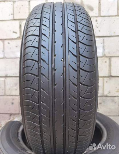 Yokohama dB Decibel E70 215/60 R16 88H
