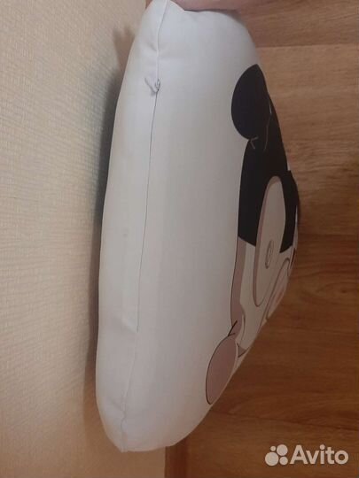 Декоративная подушка