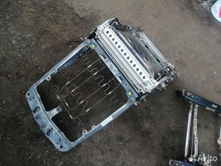 Каркас переднего левого сидения Toyota Celsior