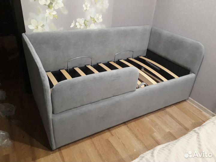 Детская кровать120/60