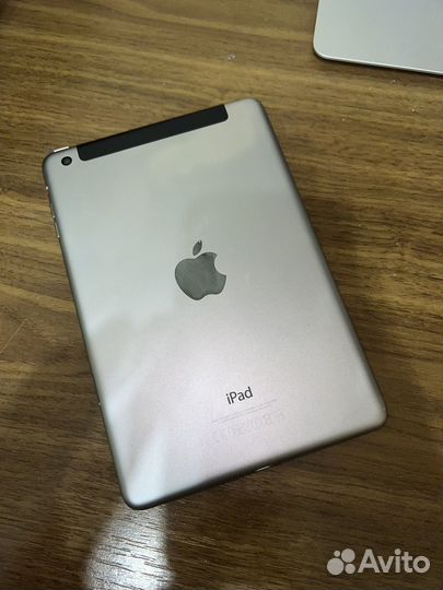 iPad mini 3 16gb sim